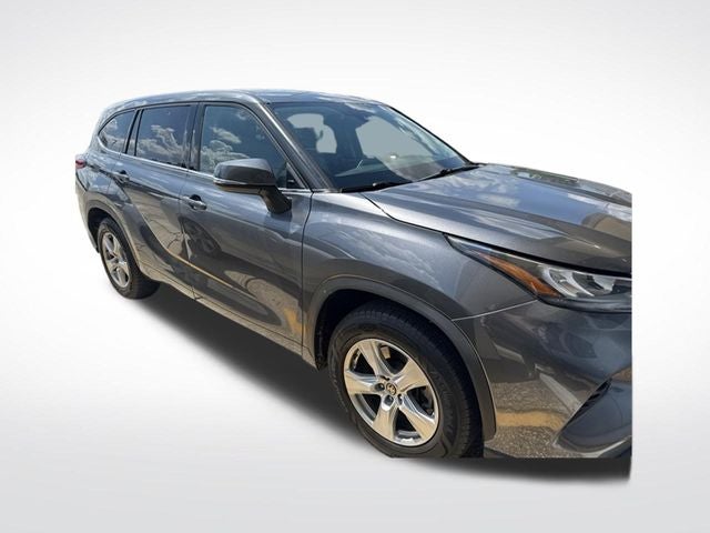 2020 Toyota Highlander LE
