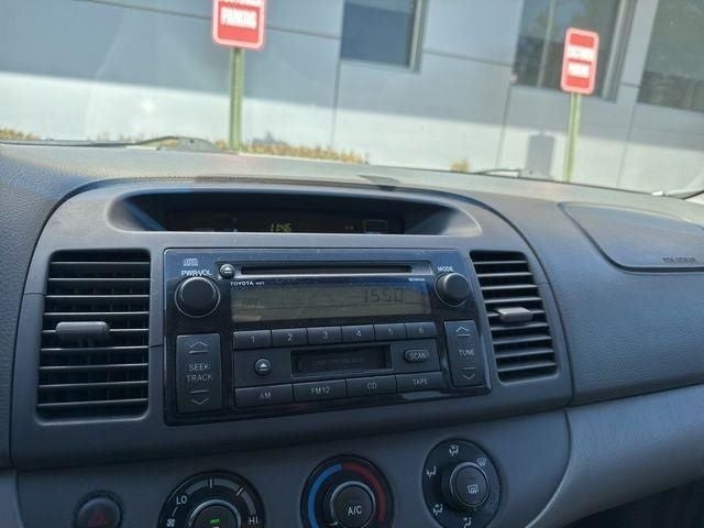 2004 Toyota Camry LE