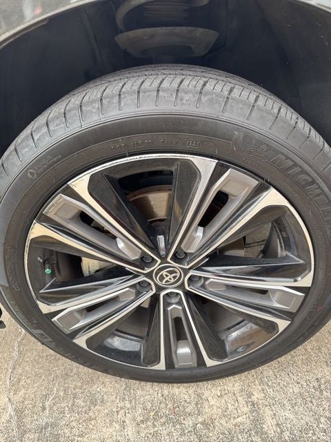 2023 Toyota bZ4X Limited