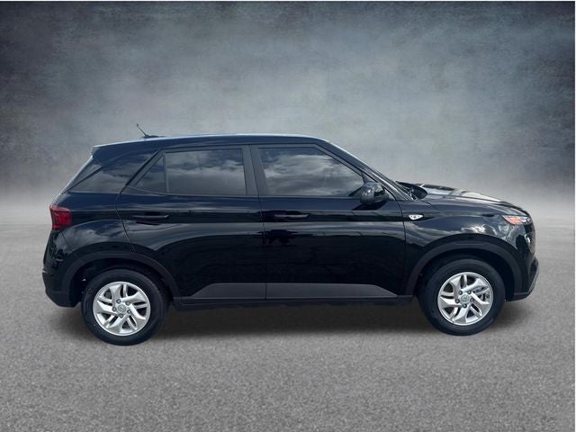 2025 Hyundai VENUE SE