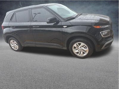 2025 Hyundai VENUE SE