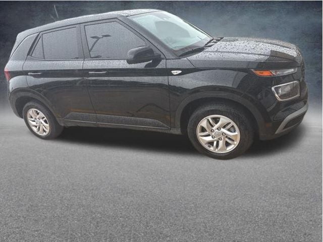 2025 Hyundai VENUE SE