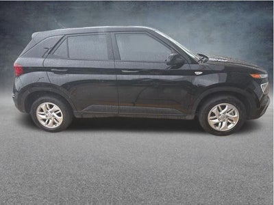 2025 Hyundai VENUE SE