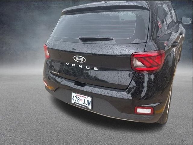 2025 Hyundai VENUE SE