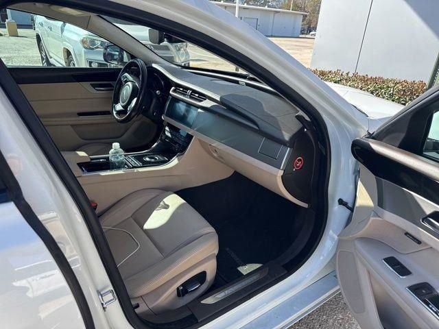 2019 Jaguar XF 30t Premium