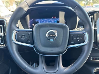 2024 Volvo XC40 B5 Plus Bright Theme